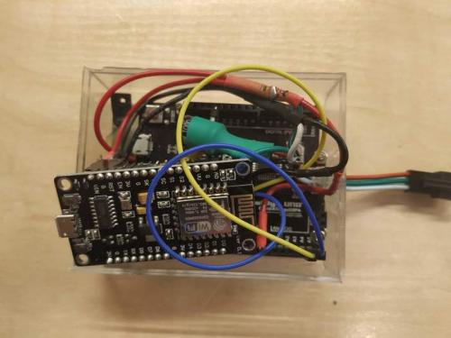 Как удалить старую обивку с дивана